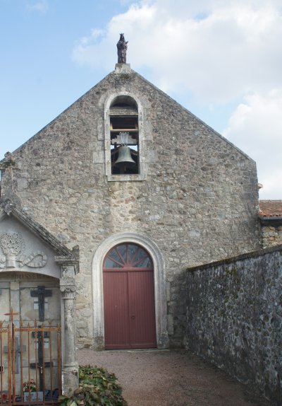 Façade de l'église de Sauvagnac