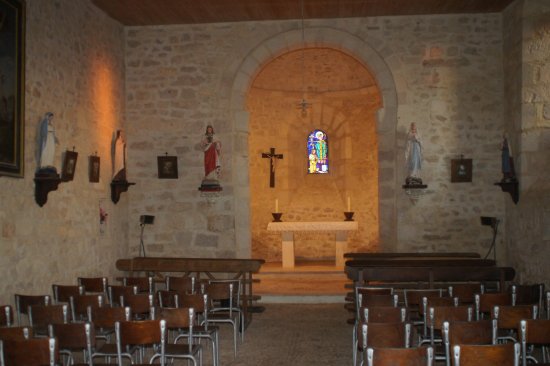 Intérieur de l'église de Fleurignac