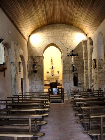 Intérieur de l'église de Mainzac