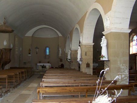 Intérieur de l'église de Mazerolles
